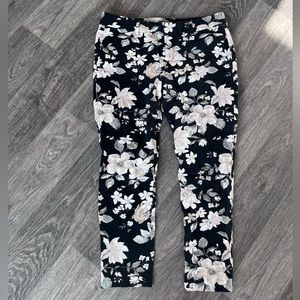 Old Navy pixie ankle pants